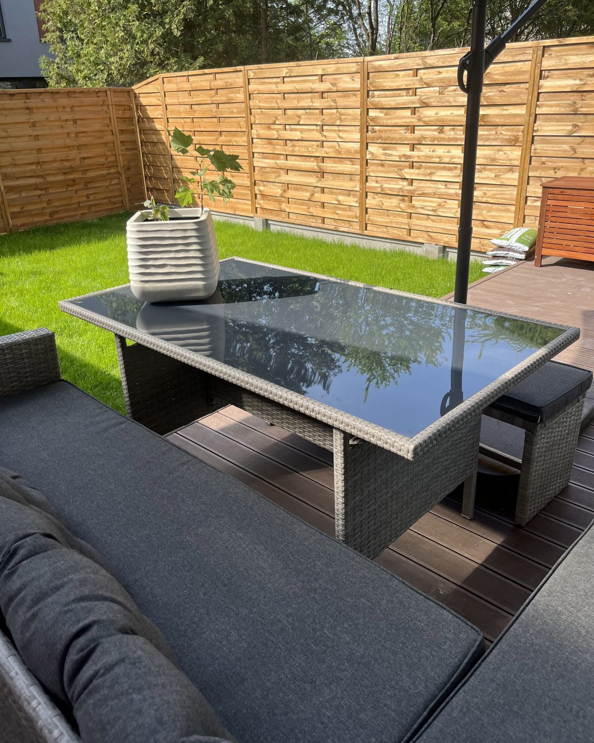 VITERBO – Loungeset met tafel 8-zitter (GRIJS)