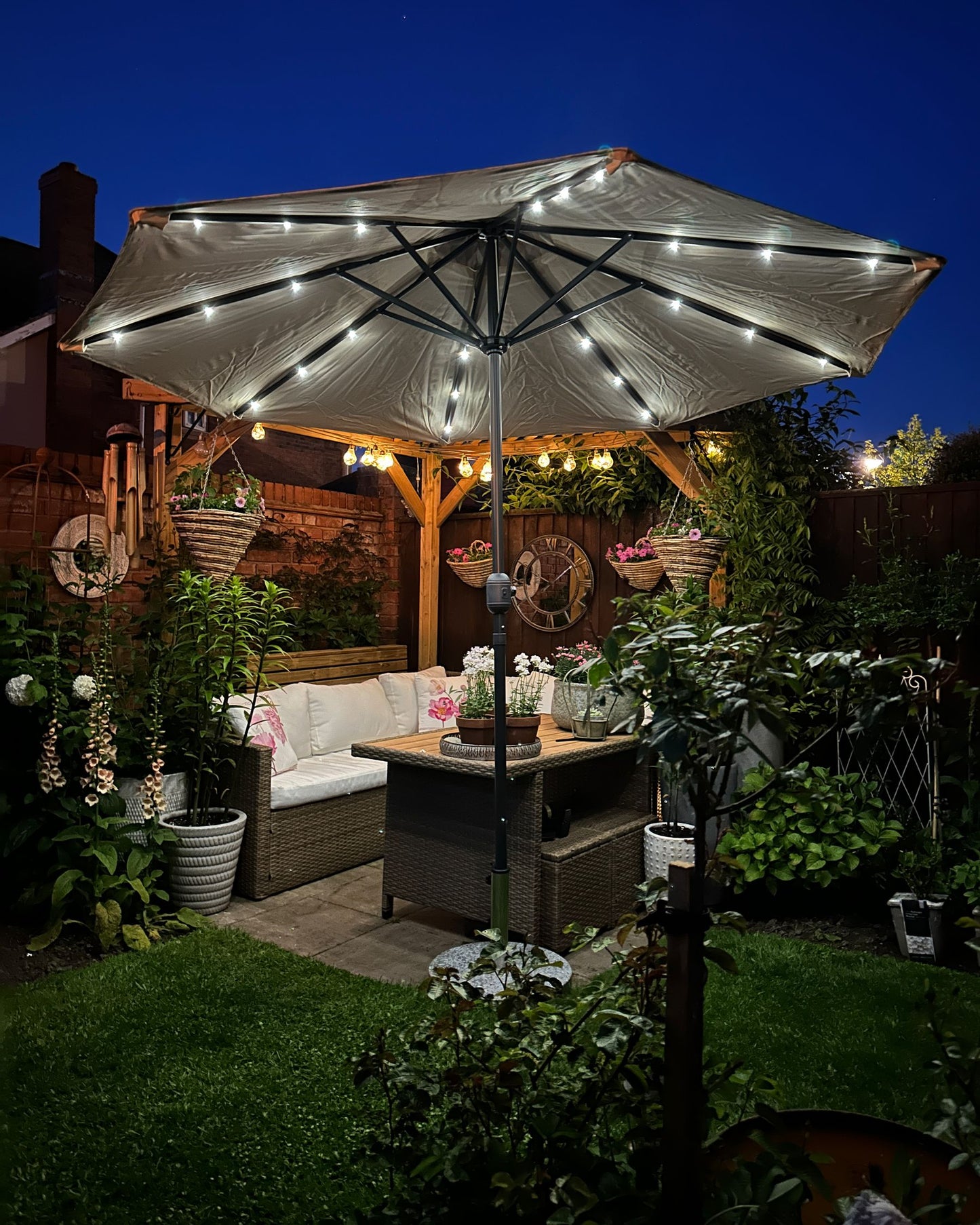 Loungeset met tafel en ottomaan 5-zitter (Bruin)